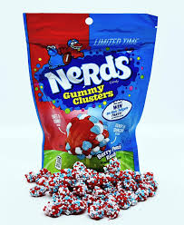 Nerds Limited Edition Berry Punch Rush Gummy Clusters 141g(12 uds)